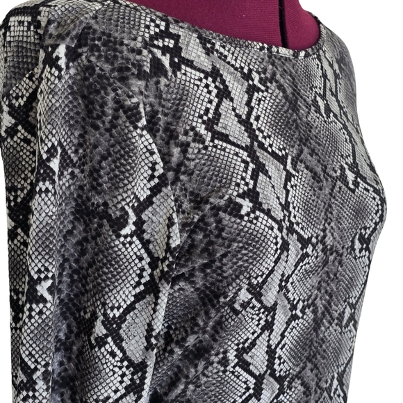 Michael Kors Black and Gray Snake Print Long Sleeve Dress - Picture 4 of 8